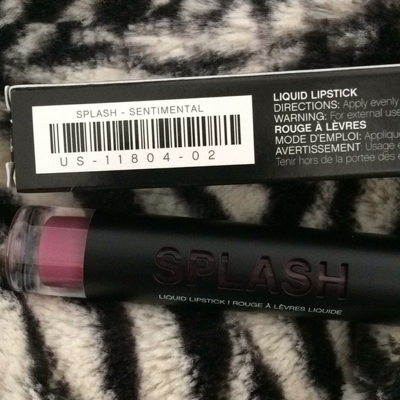 Younique Moonstruck Splash Liquid Lipstick - Picture 2 of 3